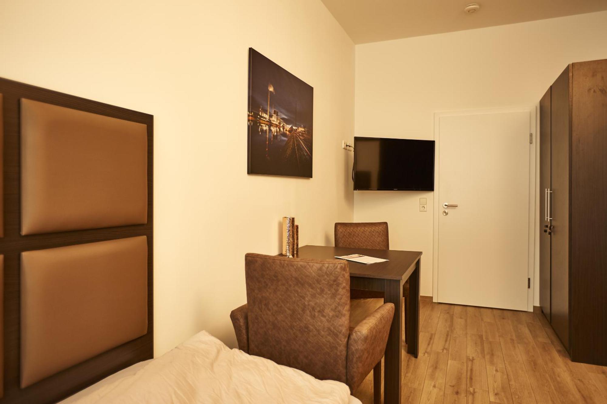 Harbour Apartments Karlsruhe Zimmer foto