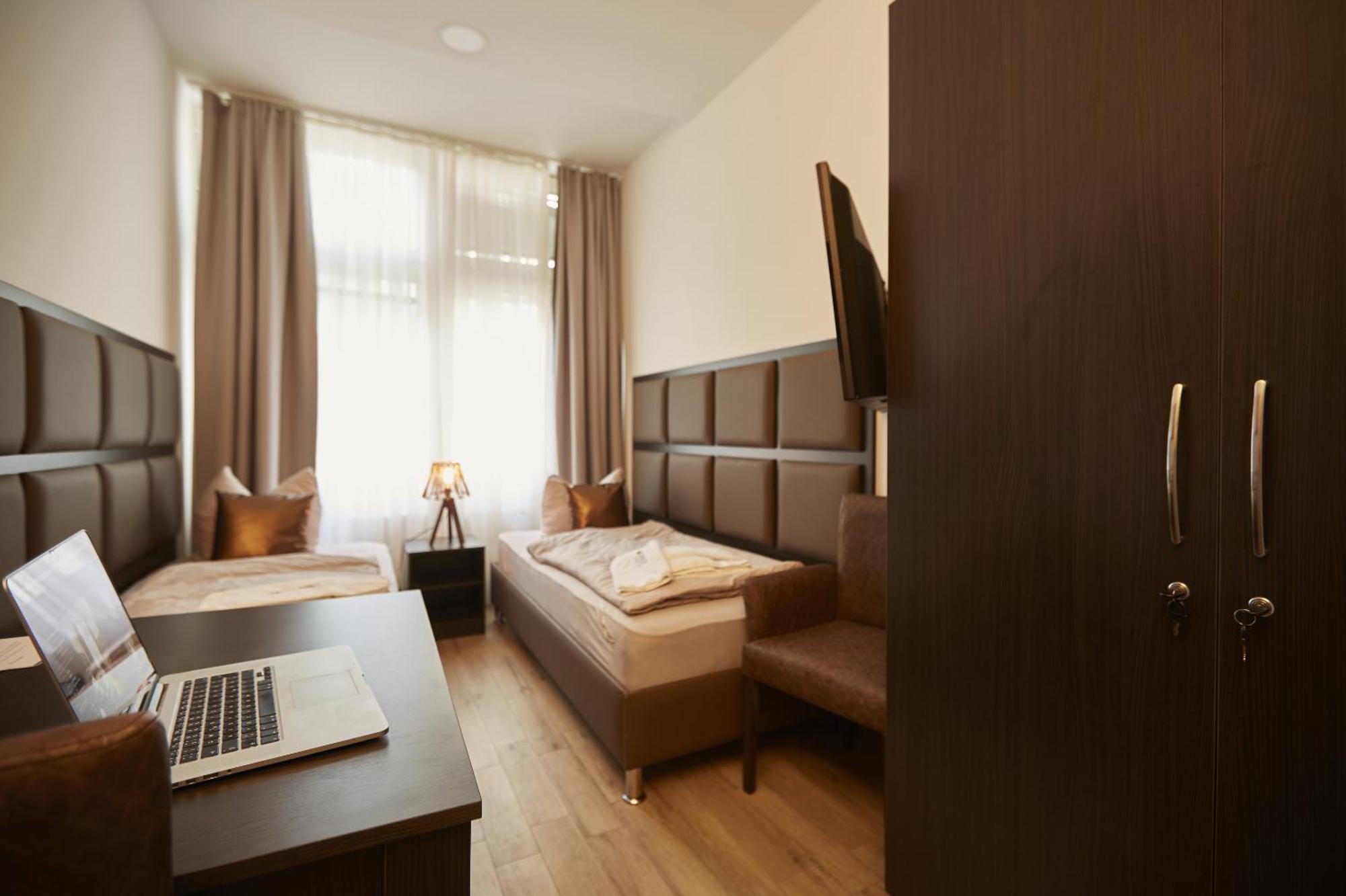 Harbour Apartments Karlsruhe Zimmer foto